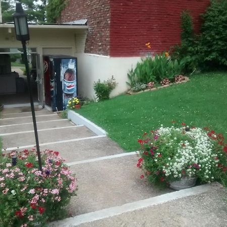 Ken Bar Lodge Gilbertsville Exterior foto